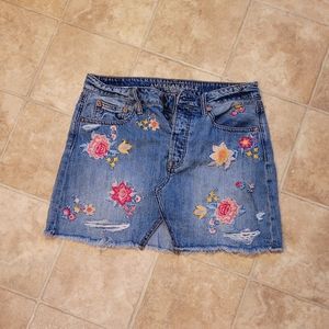 American Eagle mini skirt